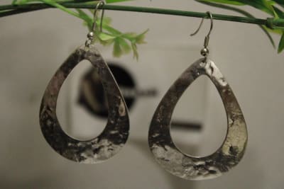 Silver Coated Earrings In Oval Shape thumbnail 1