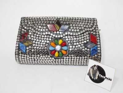 METAL STUNNING CLUTCH HANDBAG thumbnail 1