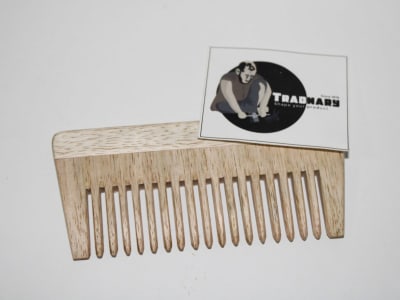 ENGRAVE SHAMPOO COMB thumbnail 3