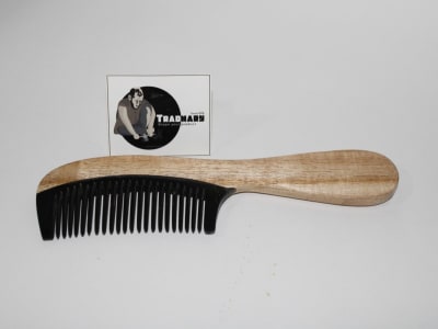 HORN & NEEM WOOD COMB thumbnail 1