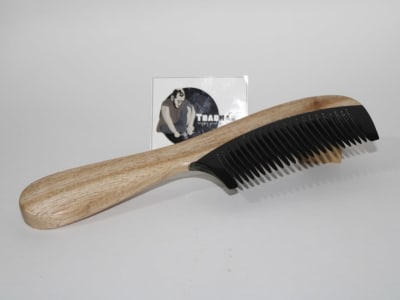 HORN & NEEM WOOD COMB thumbnail 4