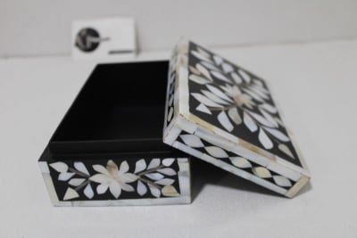 Jewelry Box Mother Of Pearl Inlay In Black Resin thumbnail 2