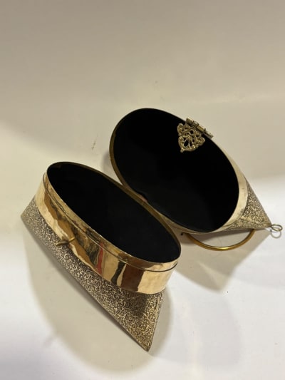 Brass Golden Clutch thumbnail 2