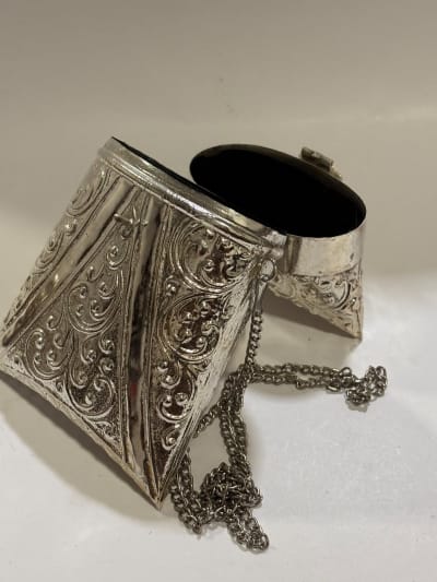 Silver Brass Clutch With Chain thumbnail 2
