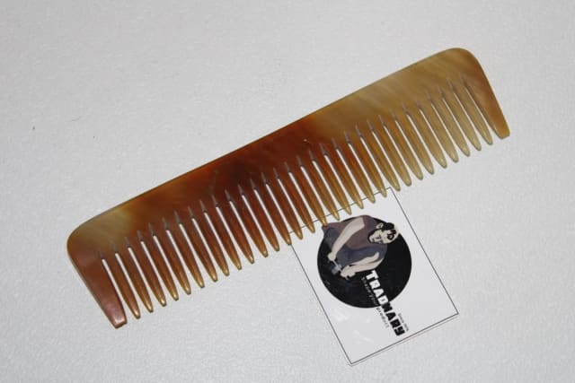 Handmade Brown Horn Comb in Horn manufactured in India
