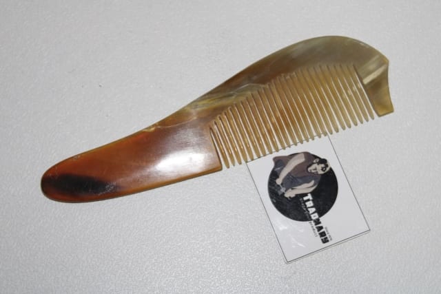 Handmade Brown Horn Comb in Horn manufactured in India