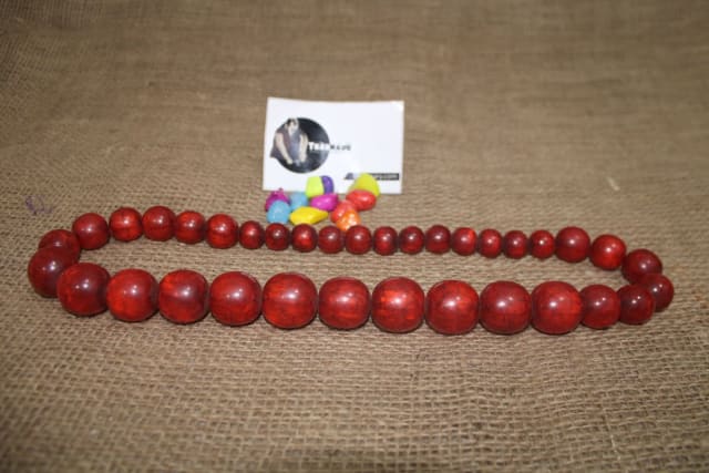 Handmade Resin Necklace in Resin manufactured in India