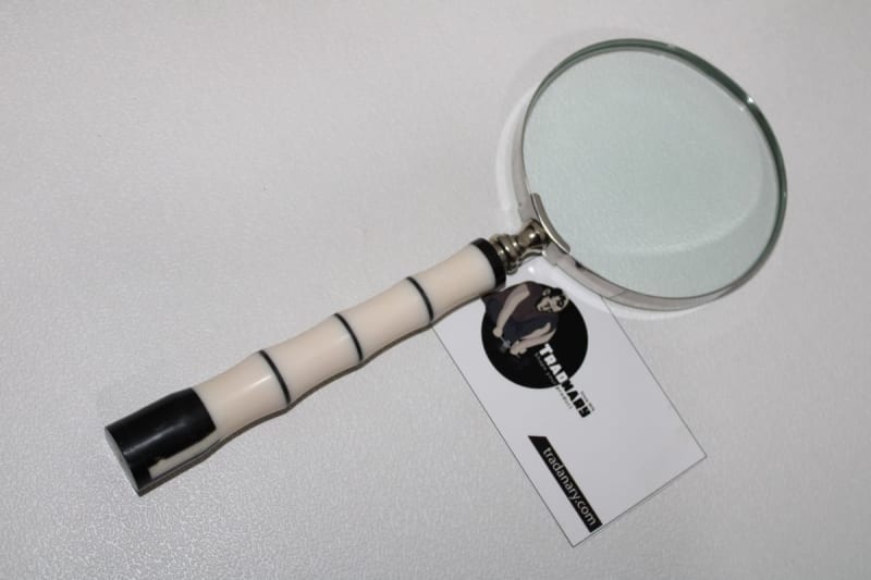 Black and White Strip Magnifying Glass — Resin