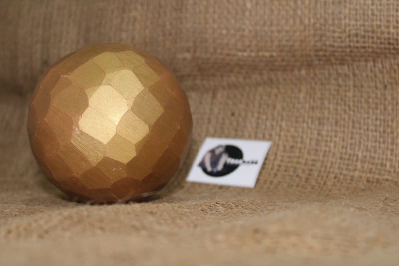 Golden Resin Ball — Resin