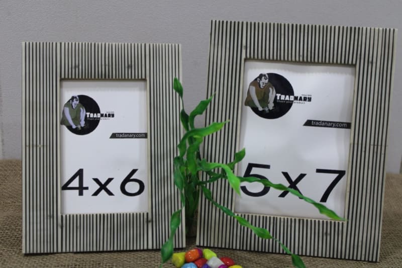 Resin Photo Frame With Vertical Pattern