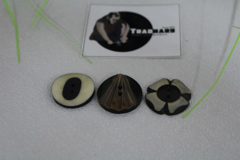 BuFfalo Horn Button — Horn
