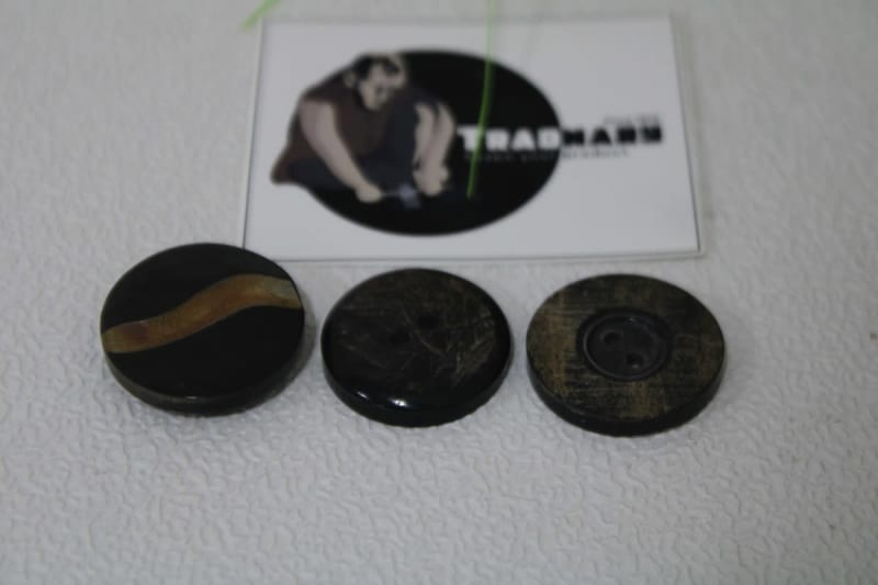 BuffalO Horn Button — Horn