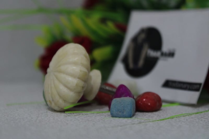 White Resin Knob — Resin