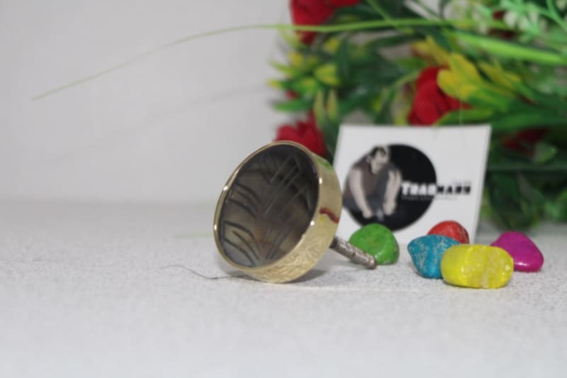 Brass&Resin knob — Resin & Brass