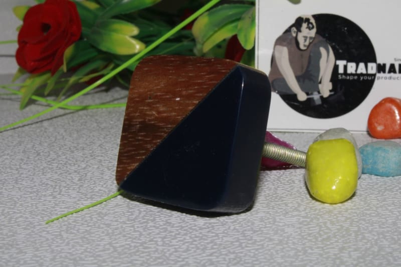 Resin Wood square — undefined
