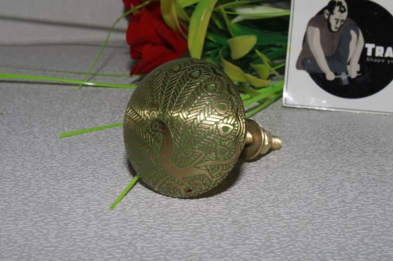 Peafowl Design Knob — Brass