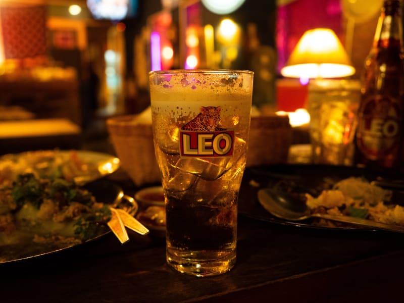 オーナーの事が大好きな猫がいる「Manung Bar」