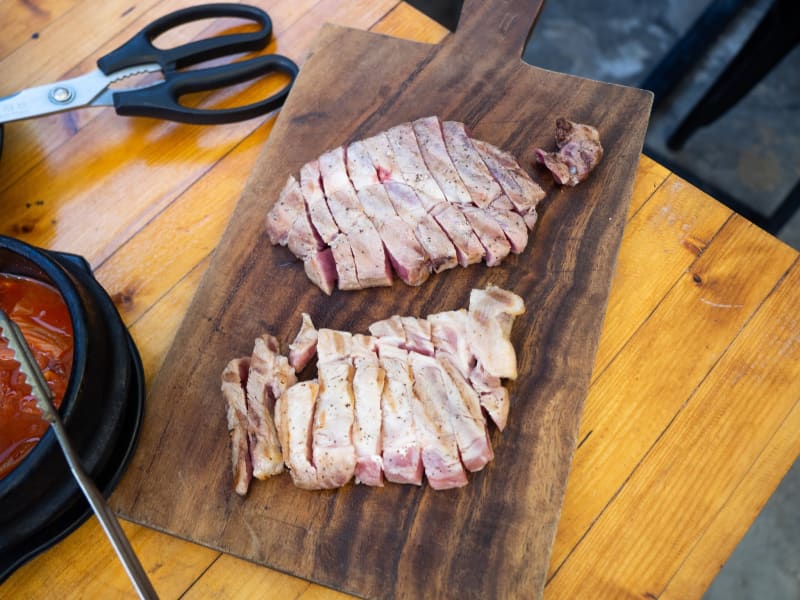 チェンマイの旨くて安くて食べ放題な韓国焼肉なら「KOBQ」