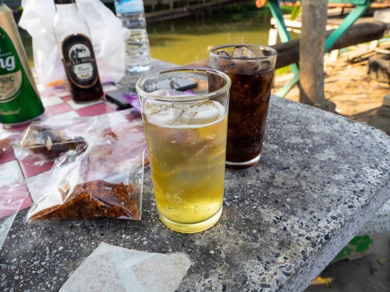 チェンマイの郊外で散歩と飲み