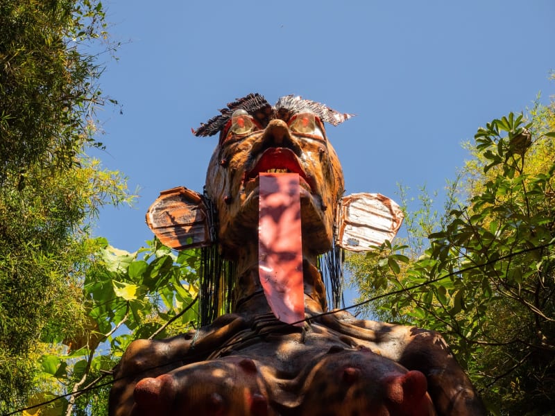 電飾の多い地獄寺「Wat Mae Kaet Noi」