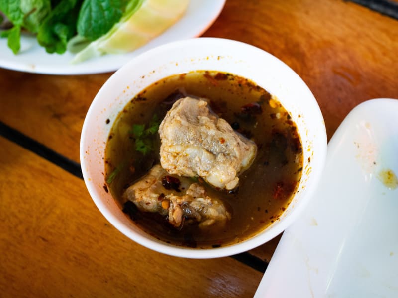 チェンマイのガイヤーンが美味しい「Cherng Doi Roast Chicken」