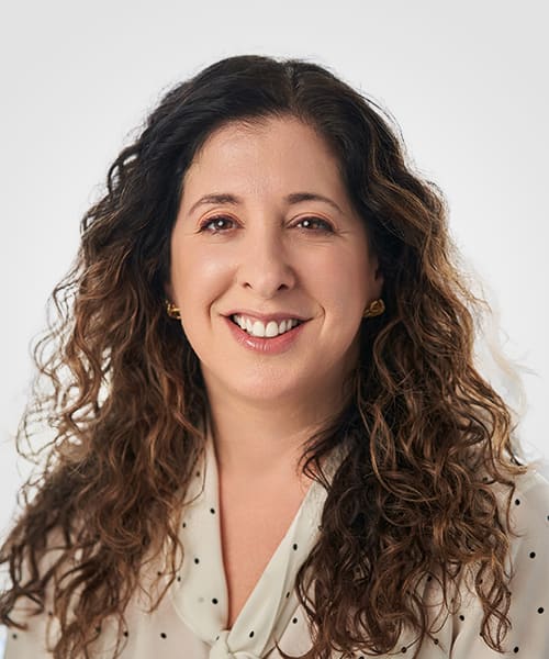 Leslie Schoen