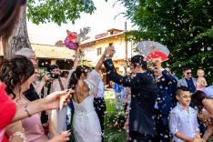 Ehepaar beim Heiraten im Piemont