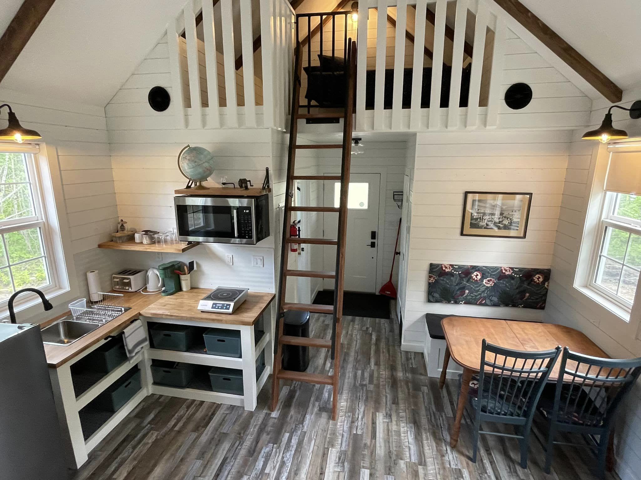 Wildly Eweneek Cabins