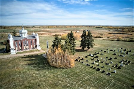 Temple_and_cemetery_from_south_2