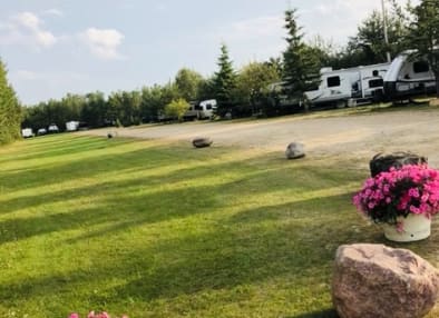 Blueberry Hill RV Park3