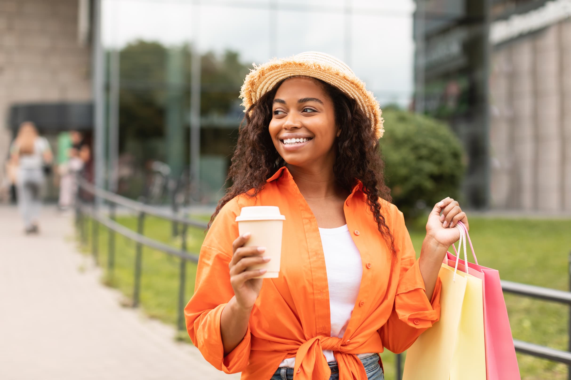 Solo traveller go on a shopping spree - How To Plan The Perfect Vacation - Last Minute Vacation Deals - Book Cheap Flight Tickets, Hotels, Tours, Flight Deals, Affordable Holiday Package Deals and Shortlet Apartments on travelbeta.com or on our mobile apps