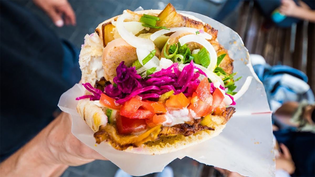 israeli sabich sandwhich