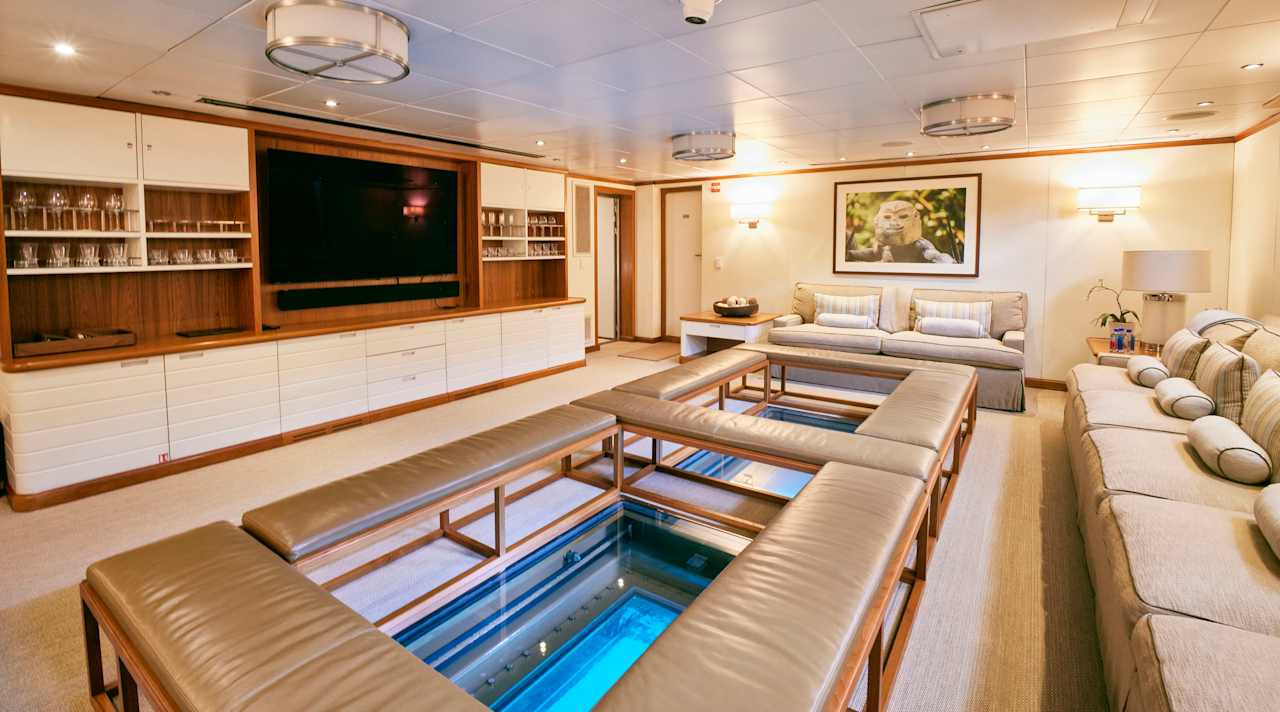 M/Y SuRi