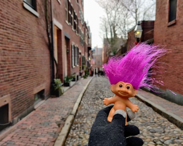 Oswald at Acorn Street in Boston, MA, USA
