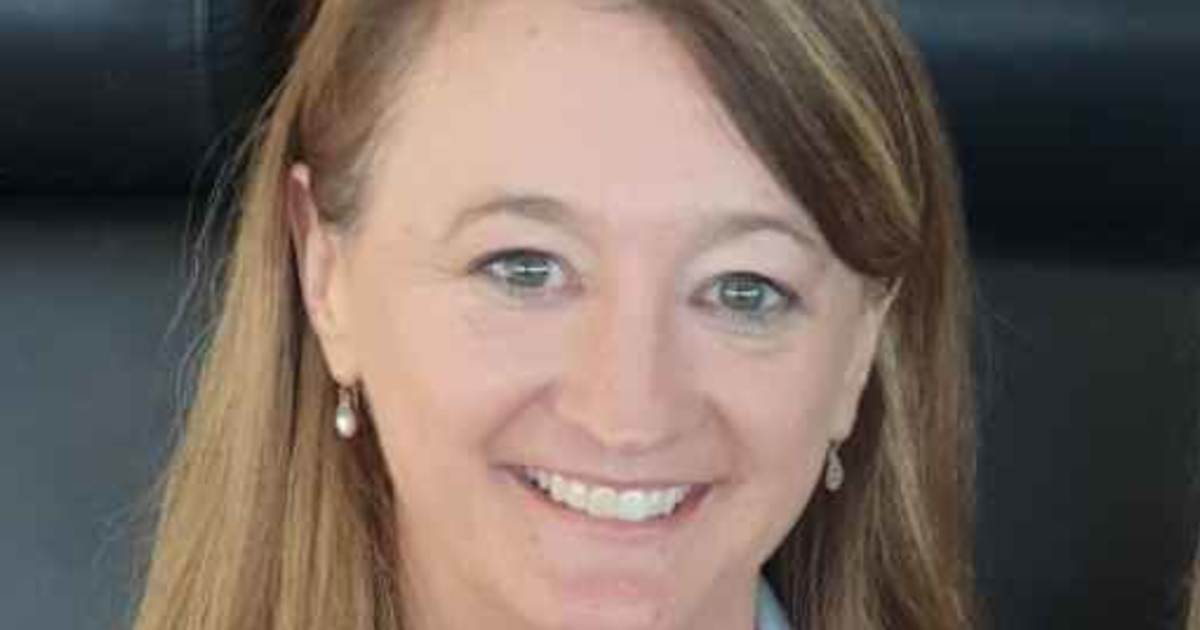 justine-waddington-travel-massive