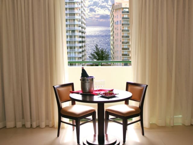 1 Bed Holiday Apartment In Miami Florida 5312543