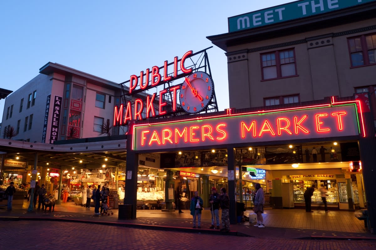 PIKE PLACE MARKET