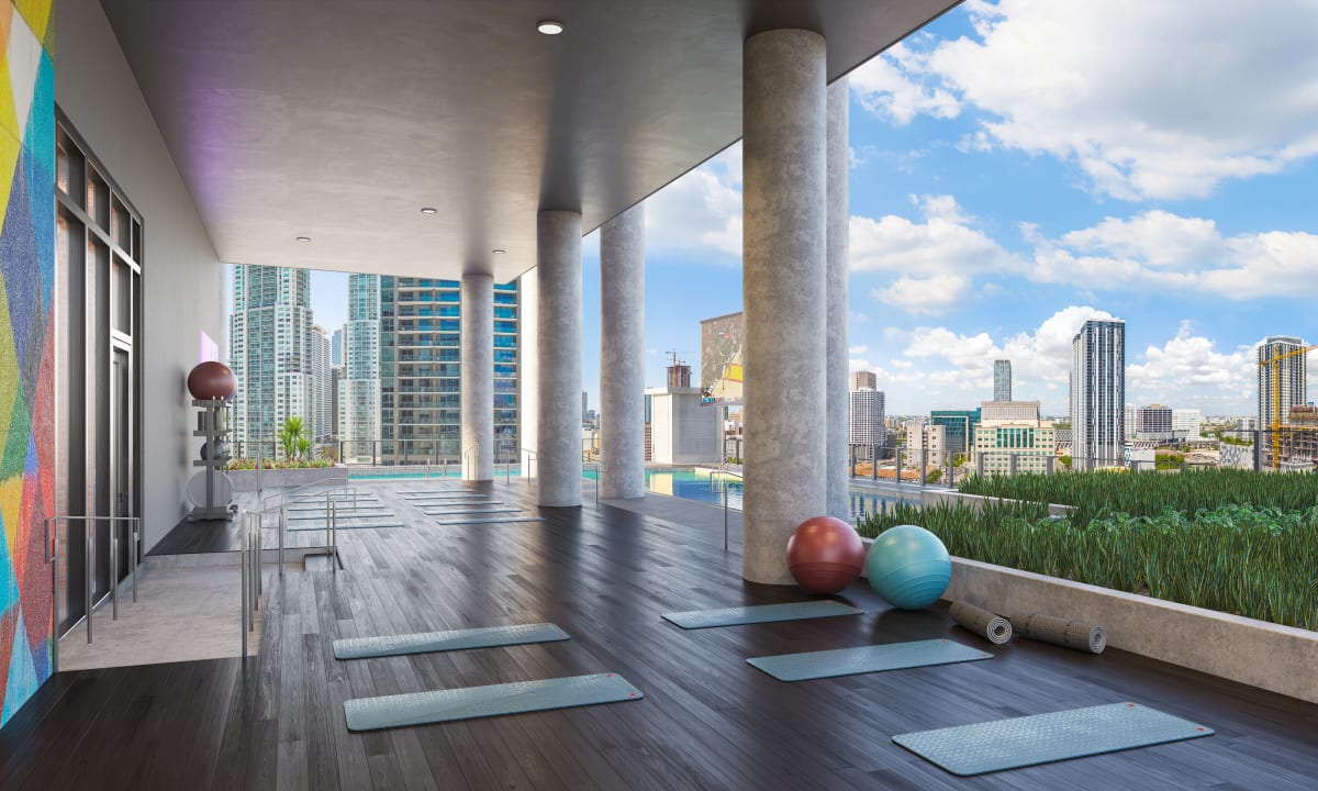 TheElserHotelandResidences_OutdoorFitnessDeck