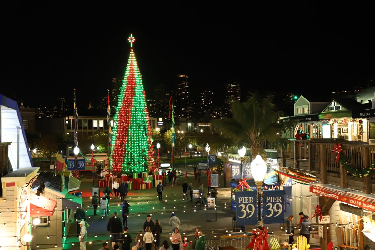 Pier39_Christmas