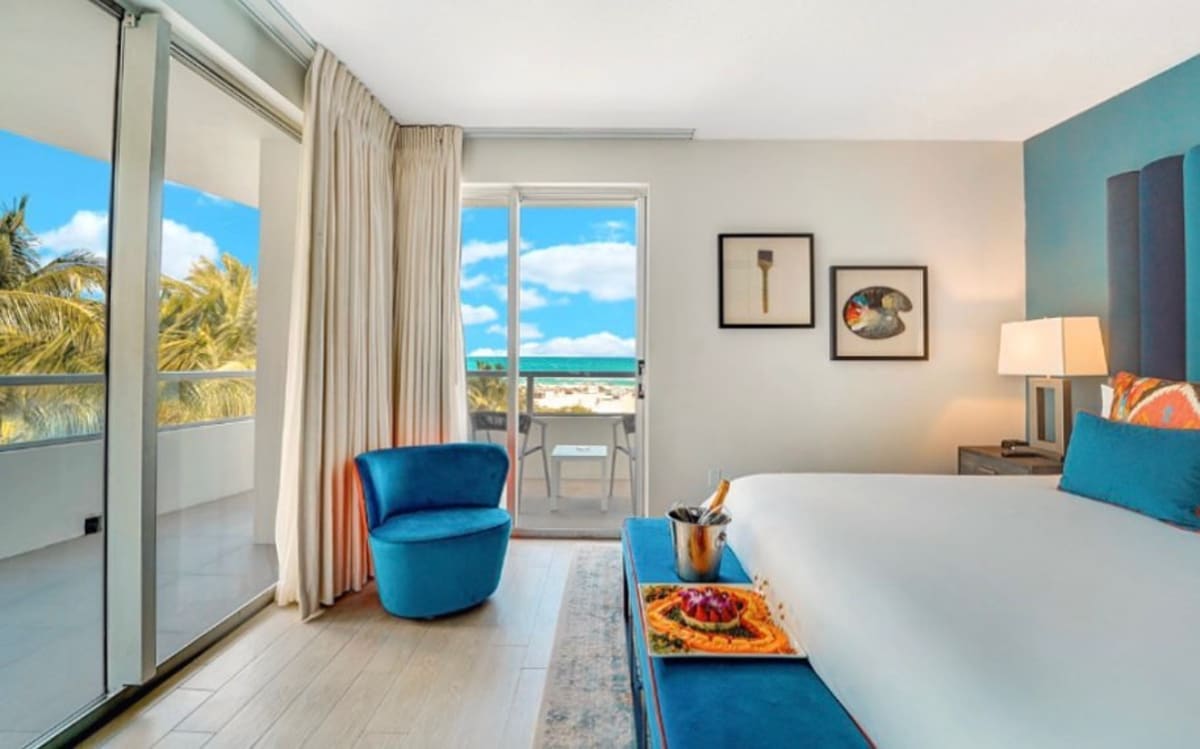 sagamore-suite-overlooking-ocean