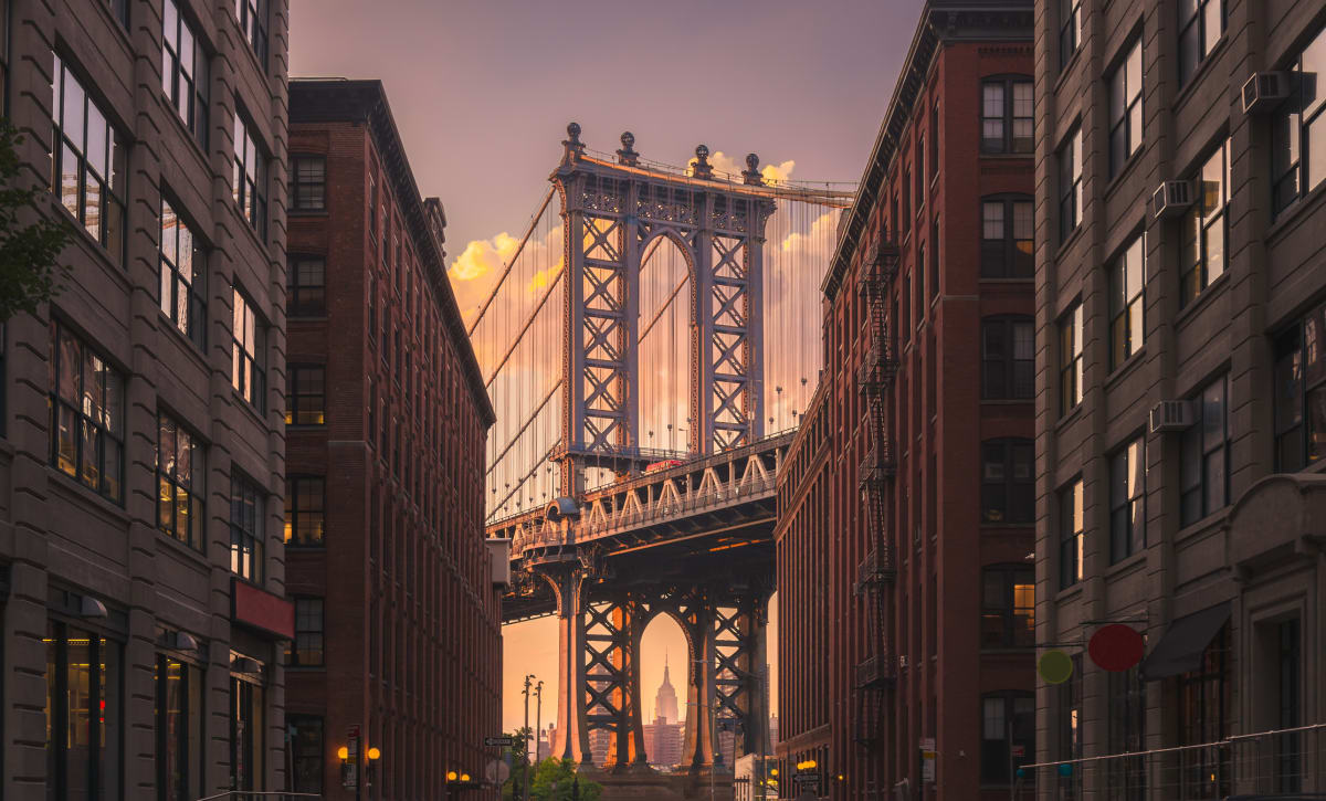 DUMBO neighbourhood, photo taken at sunset with Brooklyn Bridge in the background