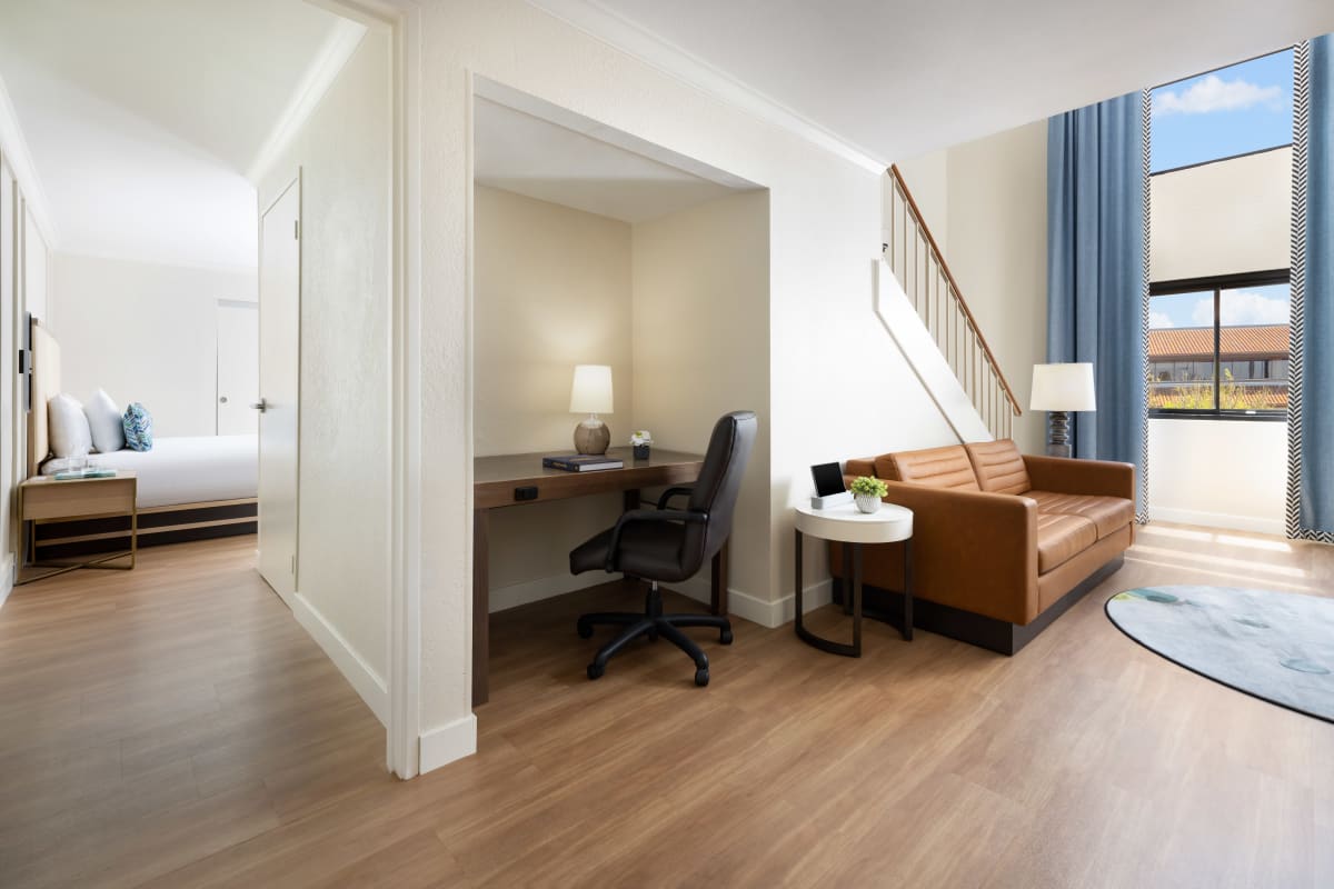 ANZA-3-Bedroom-Loft-Suite-1-LG