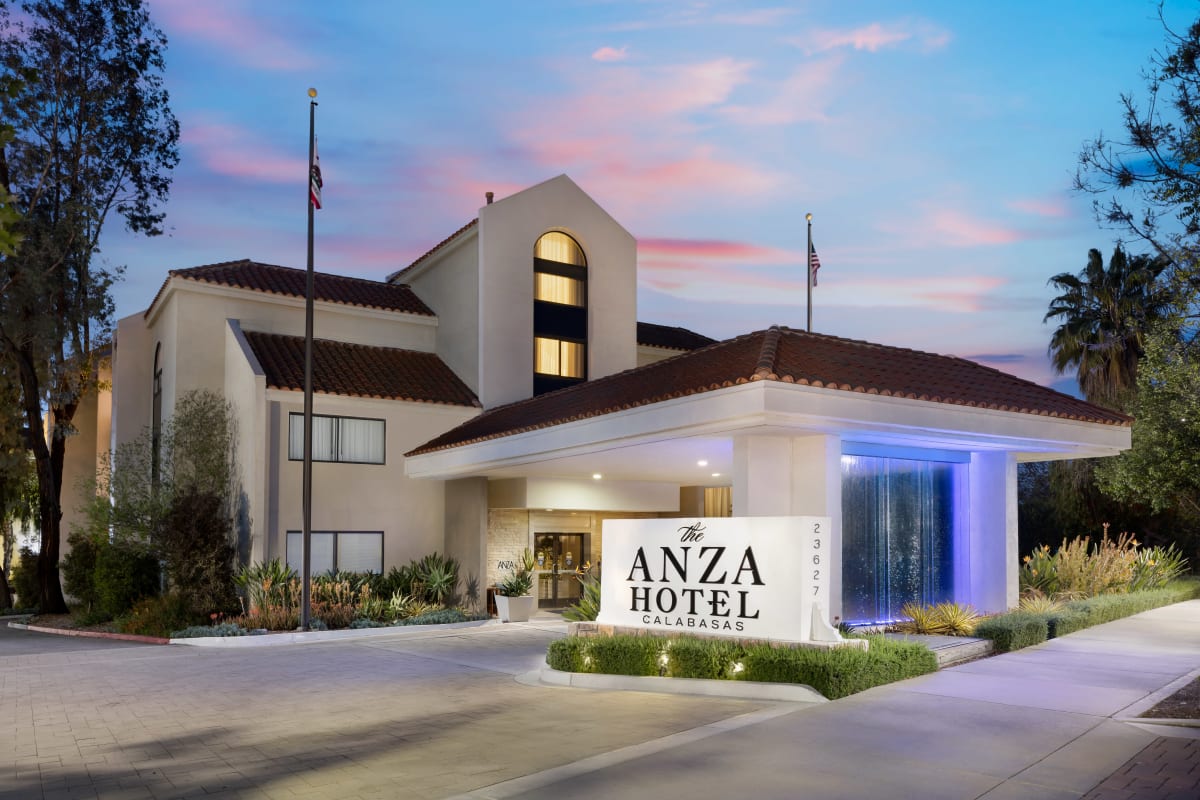 ANZA-Exterior-Dusk-LG