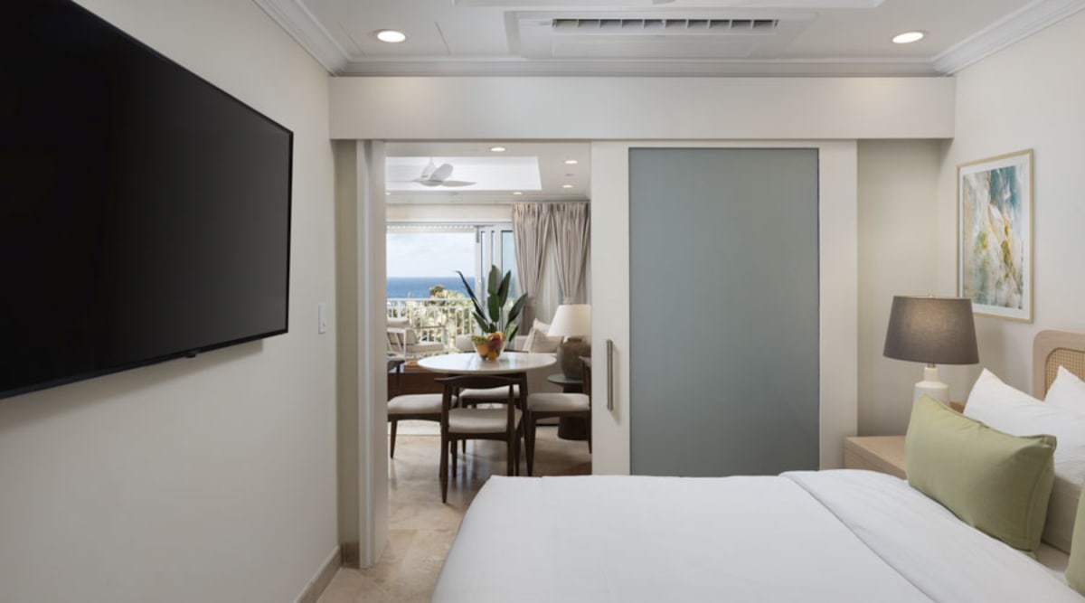 Junior Contemporary Suite