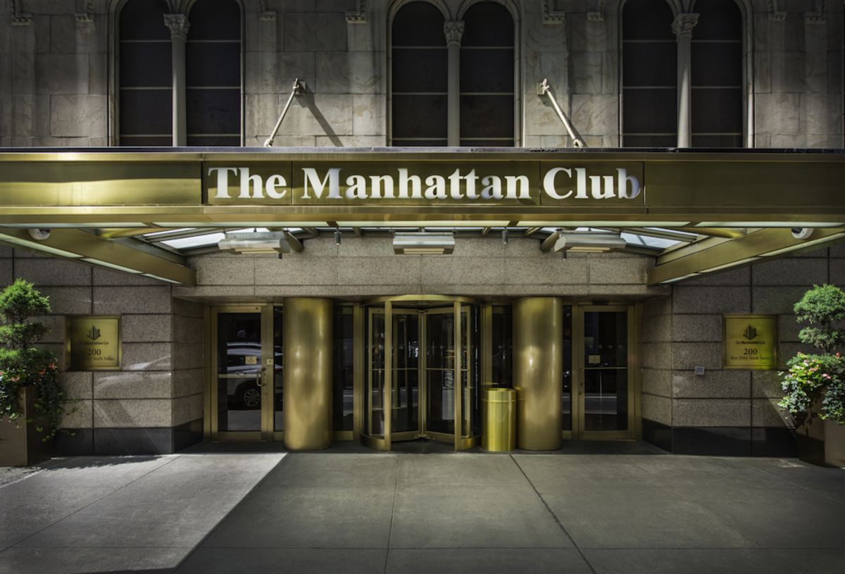 Photo of The Manhattan Club's exterior