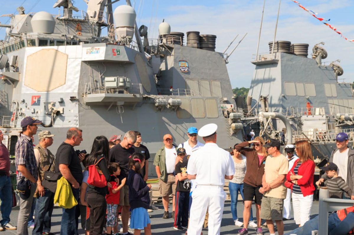 sailor-giving-tour-of-uss-stout-during-new-york-fleet-week