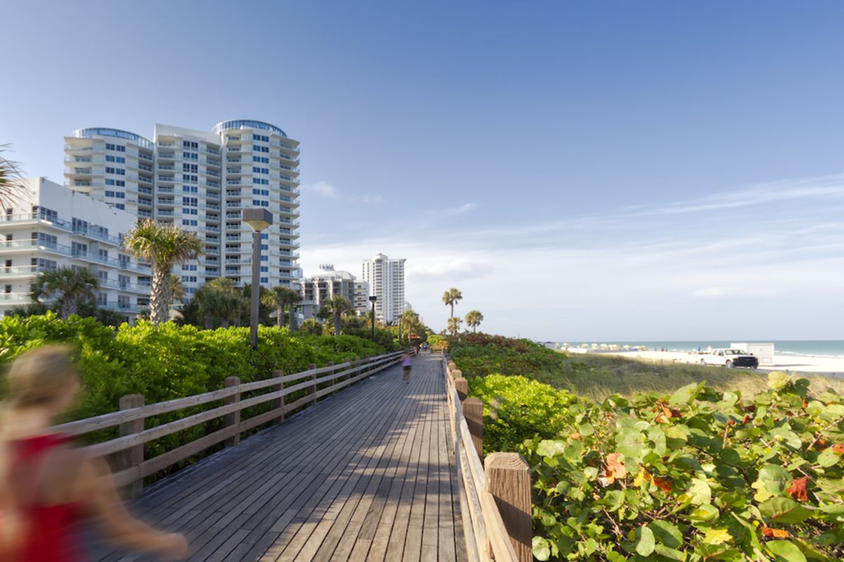 miami-beach-boardwalk