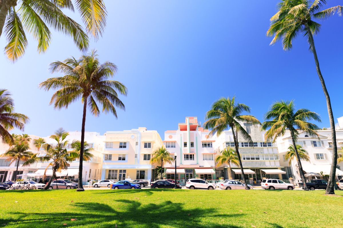 art deco walking tour south beach