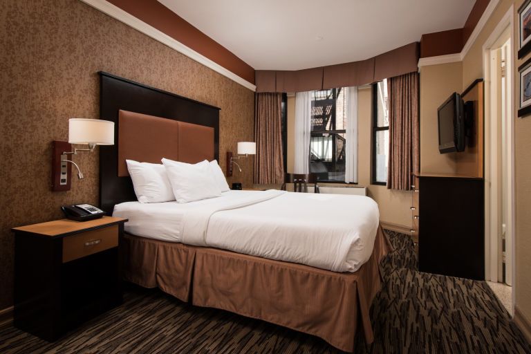 Queen Bed