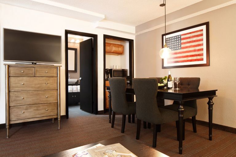 One bedroom Suite with Kitchenette